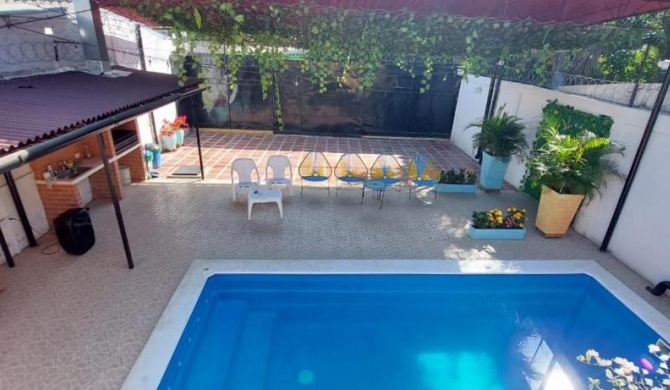 CABAÑA LAS MARIAS, Climatizada, Piscina y BBQ